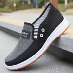⁦Low Top Men'S Casual Slip-On Fabric Upper Walking Shoes, Breathable, Comfortable, Solid Color, Fabric Insole, Faux Sole, Fabric Inner, with Rubber Sole for All Seasons⁩ - الصورة ⁦6⁩