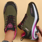 ⁦Women's Fashion Ankle Bootie Comfort Casual Platform Sneakers with PU Sole, Fabric Insole, Round Toe Lace-Up Closure, Low Heel, Solid Color⁩ - الصورة ⁦5⁩