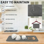This 39.88cm x 50.04cm premium rubber dish drying mat is not only heat resistant and anti-slip, but also absorbent and stain concealing. Most importantly, it is especially easy to clean and drain, making it a must-have for restaurants, cafes, and home ki - Image 7