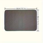 This 39.88cm x 50.04cm premium rubber dish drying mat is not only heat resistant and anti-slip, but also absorbent and stain concealing. Most importantly, it is especially easy to clean and drain, making it a must-have for restaurants, cafes, and home ki - Image 3