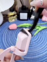 ⁦New Gentle Care White Pink USB Eyelash Curler with Comb - Lasting Curl 24 Hours, Hypoallergenic Alcohol-Free, Accelerate Temperature Rise, No Damage Natural Lashes, Limited Time Offer, Special Occasion Gift Christmas, Halloween, Easter, Valentine's Day, T⁩ - الصورة ⁦13⁩