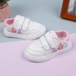 ⁦Cute Embroidered Butterfly Print Sneakers for Kids, Lightweight And Comfortable, Suitable for All Seasons.⁩ - الصورة ⁦2⁩