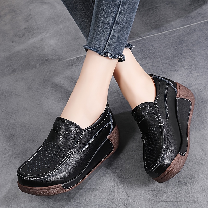 280c9d72-33fb-4032-8cf6-ba50fa52e70e.jpg Women's Slip-On Mid-Heel Platform Shoes - Breathable Synthetic Cover Upper, Round Toe Comfort & Durable PU Sole - Light Blue Minimalist Design for All-Season Casual & Formal Wear, Ladies Shoes - Image 1