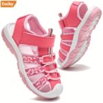 ⁦DCLUAY Girls' Pink Breathable Sandals - Lightweight Non-Slip Outdoor Sports & Casual Shoes with Hook-and-Loop Strap, Perfect for Running and Casual Attire, Strappy Sandals⁩ - الصورة ⁦2⁩