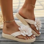 ⁦Women's Floral Embellished Slip-On Flat Sandals - Soft Fabric Upper & EVA Sole, Comfortable Casual Beach Shoes for Spring/Summer, Sweet Style Outdoor Slippers with Cushioned Insole⁩ - الصورة ⁦10⁩