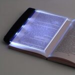 1pc white/black electronic reading light, essential for back-to-school season, LED desk lamp, bedside eye-protecting night reading light for students, requires 3*AAA batteries (batteries not included)