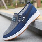 ⁦Low Top Men'S Casual Slip-On Fabric Upper Walking Shoes, Breathable, Comfortable, Solid Color, Fabric Insole, Faux Sole, Fabric Inner, with Rubber Sole for All Seasons⁩ - الصورة ⁦3⁩