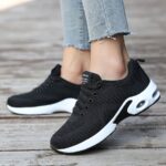 ⁦Women's Breathable Mesh Athletic Sneakers - Lightweight & Stylish Running Shoes with Air Cushion, Lace-Up Low Tops in Gray & Pink with NIKSON Logo⁩ - الصورة ⁦5⁩