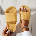 ⁦Women's Pink EVA Slide Sandals - Thick Sole, Non-Slip, Open Toe, Ribbed Texture for Beach & Indoor/Outdoor Use, Summer Sandals⁩ - الصورة ⁦9⁩