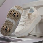 ⁦Fashion Roller Skates - Pink & White Low-Top Sneakers with Retractable Four-Wheel Design, Comfortable EVA Insole, Durable TPR Sole, Stylish Casual Shoes for Teens & Adults, All-Season Wear, Sports Casual Shoes | Midtop Sneakers | Fabric Upper Sneakers⁩ - الصورة ⁦10⁩