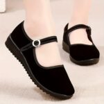 Breathable Hotel Shoes for Mother's Square Dance Area Injection Molded Rubber Sole Soft Bottom Low Top Work Shoes