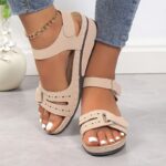 ⁦New Summer Comfortable Outdoor Magic Tape Open-Toe High Quality Platform Women's Wedge Thick Sole Sandals⁩ - الصورة ⁦3⁩