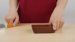 ⁦Advanced Hob Sharpener Kit - 15° & 20° Kitchen Knife's tilt diamond sharpening tool for any hardness, magnetic technology, durable wooden block design, essential kitchen equipment | Smooth wooden block design | Slanted sharpening technology⁩ - الصورة ⁦10⁩