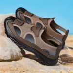 ⁦Men'S New Summer Breathable Mesh Slip-On Shoes, Perfect for Driving, Outdoor Activities, And The Beach.⁩ - الصورة ⁦7⁩