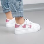 New Spring Collection 2025 Girls' Shoes Featuring Cute Heart Designs, Versatile Sneakers, Stylish Everyday White Shoes. - Image 2