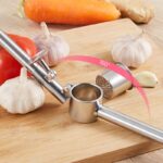 ⁦1pc Garlic Press, Stainless Steel Garlic Mincer & Peeler, Garlic Crusher, Removable Inner Dish Design For Easy Clean And Filling Garlic Kitchen Accessories⁩ - الصورة ⁦9⁩
