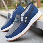 ⁦Low Top Men'S Casual Slip-On Fabric Upper Walking Shoes, Breathable, Comfortable, Solid Color, Fabric Insole, Faux Sole, Fabric Inner, with Rubber Sole for All Seasons⁩ - الصورة ⁦2⁩