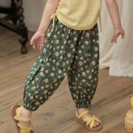 Girls Lightweight & Comfy Allover Strawberries Pattern Print Jogger Pants For Summer
