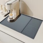 ⁦2-in-1 Silicone Coffee Bar Mat with Convex Edge - Black Countertop Protector for Espresso Machines & Dishwashers, 59.94cm x 39.88cm, Durable & Easy to Clean, Coffee Bar Accessories, Espresso Machine Mat | Modern Coffee Bar Mat | Durable Countertop Mat, Co⁩ - الصورة ⁦5⁩