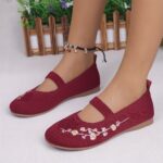 ⁦Women'S Fashionable Floral Mary Jane Flats - Soft, Comfortable Slip-On Shoes with Floral Design, Lightweight Rubber Sole, All-Season Wear, Casual Footwear | Floral Pattern | Comfortable Footwear⁩ - الصورة ⁦6⁩