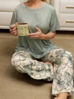 Large Size Women's Casual Green Solid Color T-shirt and Elegant Floral Long Pants Pajama Set - Image 10
