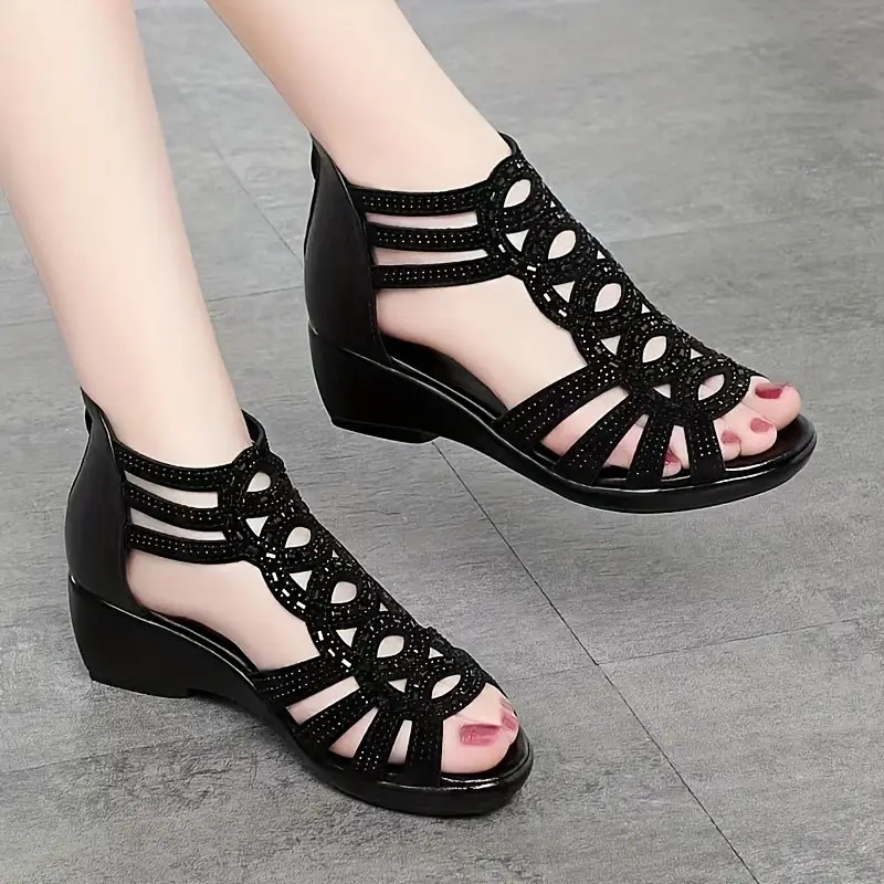 b4ed16d3-6051-4919-8a0f-0c767ec55064.jpg One Pair of High-End Fashion Thick Heel Women's Sandals - Image 1