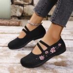 ⁦Women'S Spring Floral Knit Ballet Flats - Breathable Slip-On Shoes with EVA Insole, PVC Sole, and Comfortable Fabric Lining for Casual Wear⁩ - الصورة ⁦5⁩