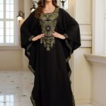 ⁦EDOLYNSA Women's Plus Size Middle Eastern Kaftan Cover-Up Dress - Batwing Sleeves, Floral Embroidery & Golden Accents, Loose Fit Turkish Robe for Ramadan, Beach Vacations, Casual Outings (Black), Muslim Dress, Festive Attire, Nontransparent Fabric⁩ - الصورة ⁦8⁩