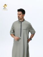 ⁦2025 Latest Premium Men'S Arabic Long Robe, Made of Soft, Non-Pilling Material, Featuring a Stylish Short Sleeves And a Button-Up Design, Perfect for Prayer.⁩ - الصورة ⁦6⁩