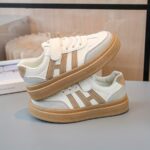 ⁦1 pair of Youngsters's spring and autumn new sports shoes, soft soled board shoes for boys and girls, versatile white shoes for girls⁩ - الصورة ⁦8⁩