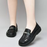 Women's Round Toe Flat Shoes, Comfortable Soft Sole Slip On Shoes, All-Match Walking Outdoor Flats - Image 5