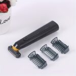 ⁦Electric Shaver Trimmer For Men, Rechargeable USB, Includes 3 Combs For Grooming⁩ - الصورة ⁦5⁩