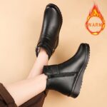 ⁦1Pr ZOLNEI Women'S Winter Snow Boots, Casual Round Toe Dress Boots with Zipper Closure, Flat Block Heel, Faux Upper, Fabric Lining, PU Sole, Warm Fleece-Lined, Non-Slip for All Seasons⁩ - الصورة ⁦5⁩
