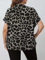 ⁦Plus Size Women's Leopard Print Casual Shirt - Batwing Sleeves & Classic Collar, Loose Fit Button-Up Blouse for Spring Summer Fall, Machine Washable Elegance Collection, Leopard Print Blouse, Seasonal Fashion, Oversized Fashion, Nontransparent Fabric, Cas⁩ - الصورة ⁦9⁩