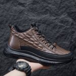⁦New Fashion Casual Shoes, Versatile Sneakers, with Soft Bottom, Thick Sole, And Mid-Cut⁩ - الصورة ⁦6⁩