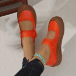 ⁦Stylish Versatile Casual Shoes New Women's Flats Soft Sole Comfortable Round Toe Slip-Ons Magic Strap Ladies' Footwear⁩ - الصورة ⁦7⁩