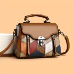 ⁦Weidola Women's Retro Rhombus Geometric Crossbody Bag - Adjustable Shoulder Strap, Large Capacity Anti-Theft Zipper Closure, with Polyester Lining, Multi-Color Options for Daily Use & Casual Outings, Independent Style Purse, Goldtone Hardware⁩ - الصورة ⁦9⁩