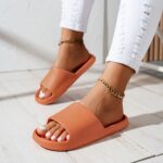 ⁦Women's Pink EVA Slide Sandals - Thick Sole, Non-Slip, Open Toe, Ribbed Texture for Beach & Indoor/Outdoor Use, Summer Sandals⁩ - الصورة ⁦10⁩
