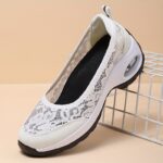 ⁦Unisex Breathable Slip-On Fishing Shoes - Non-Slip Rubber Sole, Comfortable Low-Top Design for Camping, Hiking & Outdoor Adventures (White), Hiking Footwear, Minimalist Footwear, Durable Traction Footwear⁩ - الصورة ⁦4⁩