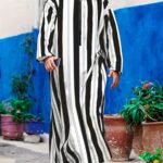 Men's Red & Black Striped Arabic Kaftan Robe - Loose Fit Hooded Muslim Abaya with Elastic Fabric, Machine Washable All-Season Traditional Islamic Clothing, Modest Apparel, Medium Elasticity, Comfortable Wear