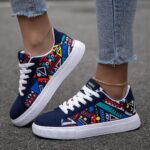 ⁦1 Pair Unisex Geometric Pattern Casual Sneakers - Lightweight Low Top Lace-Up Shoes with Round Toe, Fabric Upper & EVA Sole for Outdoor, Walking, and Daily Wear⁩ - الصورة ⁦5⁩