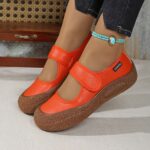 ⁦Stylish Versatile Casual Shoes New Women's Flats Soft Sole Comfortable Round Toe Slip-Ons Magic Strap Ladies' Footwear⁩ - الصورة ⁦3⁩