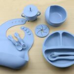 ⁦9pcs Silicone Baby Feeding Set - Weaning Guide Kit with Suction Bowl, Divided Plate, Toddler Self-Feeding Plate, Spoon, Fork, Adjustable Bib, and Sippy Cup for Infants and Toddlers⁩ - الصورة ⁦4⁩
