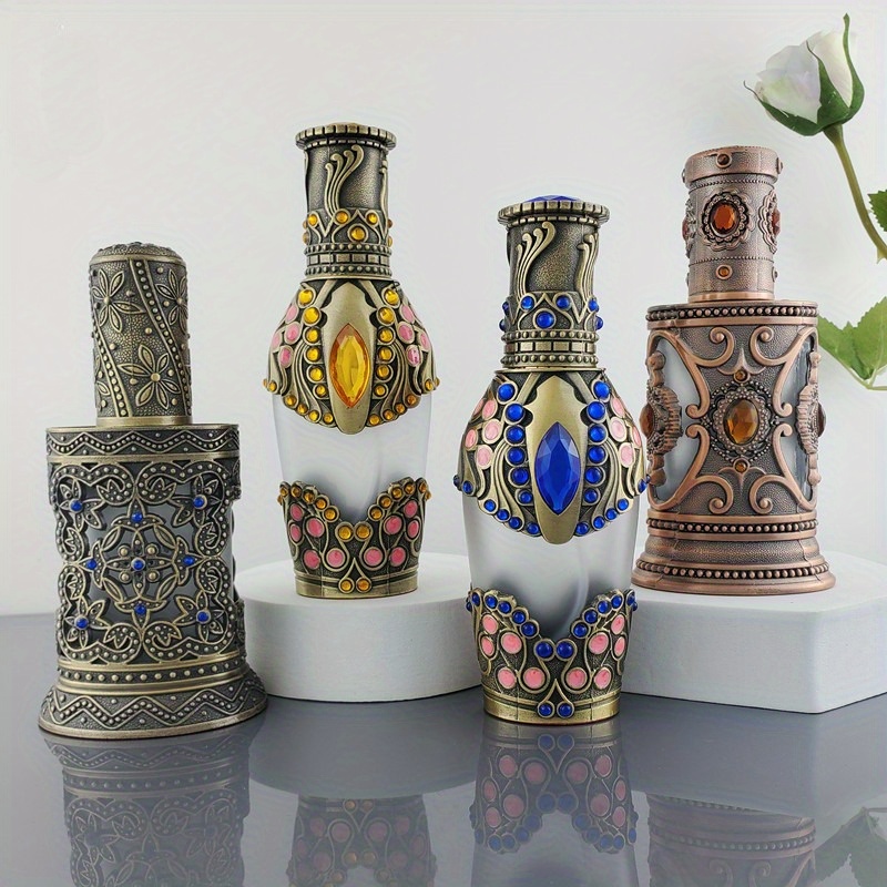 f712696c0b6147488d2f5e3d4e6eac43-goods.jpeg 1pc Middle Eastern Egypt Large Capacity Perfume Spray Bottle Vintage Metal Glass Refillable Empty Bottle Ornament, Perfume Bottle - Image 1
